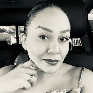 Meet your Posher, Toni